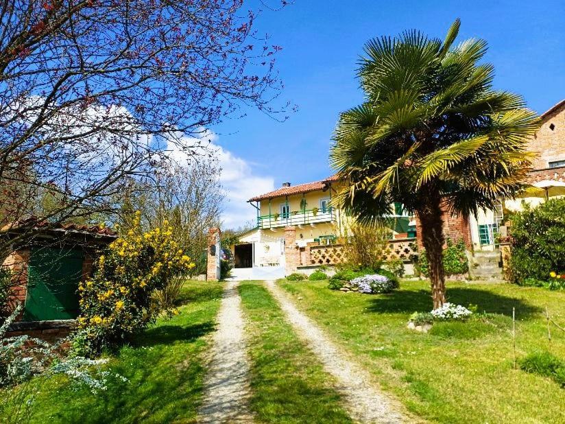 Casa Relax Immersa Nel Verde Della Natura Casalborgone Eksteriør billede